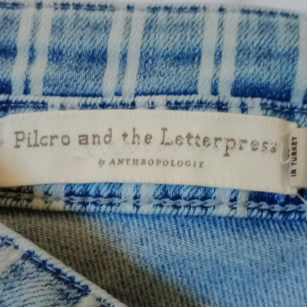 Pilcro and the Letterpress high Rise Slim, Striped Acid Wash ,Size 29